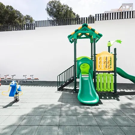 فندق Oasis Park سالو