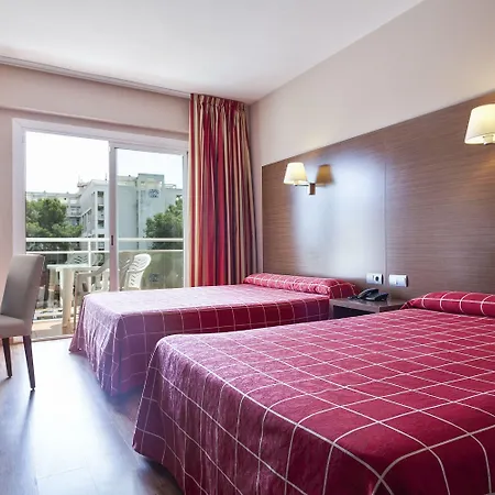 Oasis Park فندق 4*