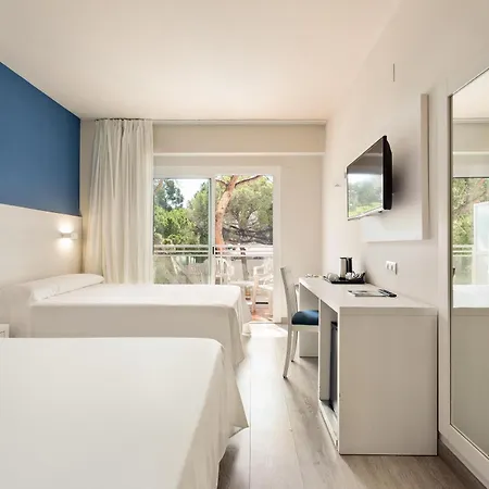 Oasis Park 4*