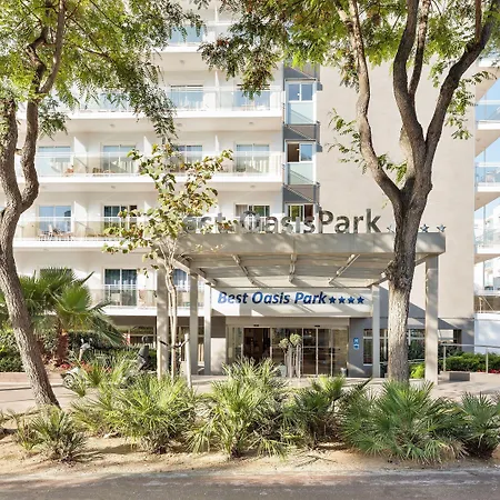 Hotel Oasis Park