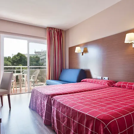 Oasis Park Hotel 4*