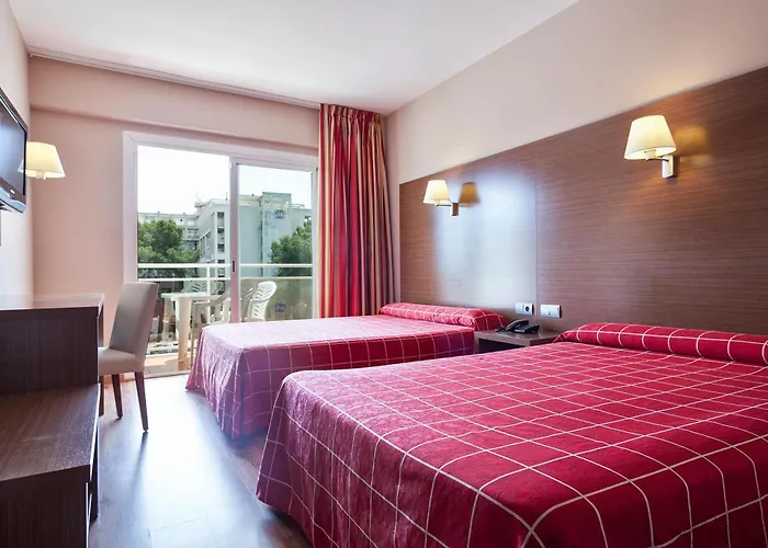 酒店 Oasis Park 4*