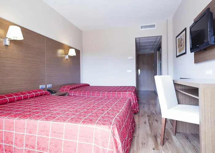 酒店 Oasis Park 4*