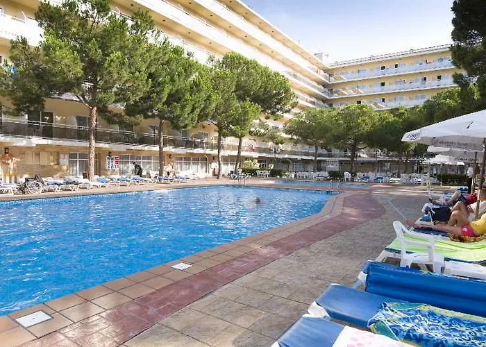 Oasis Park 4*