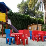 Hotel Oasis Park 4*