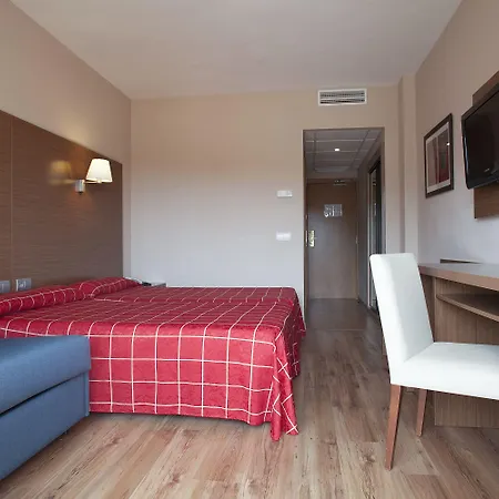 Oasis Park 4*