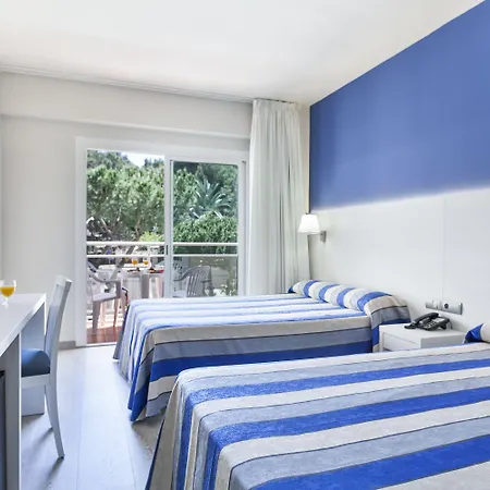 Oasis Park 4*
