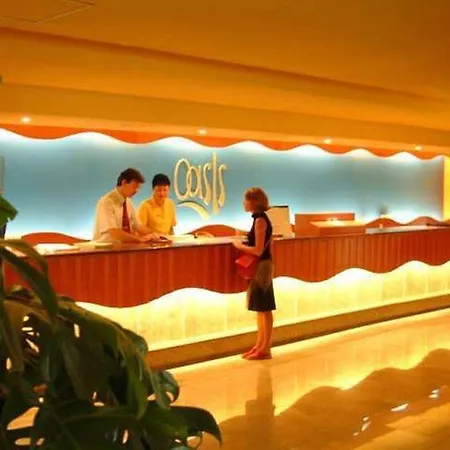 Oasis Park סאלו