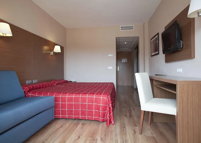 Oasis Park 4*