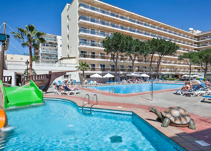Oasis Park 4*