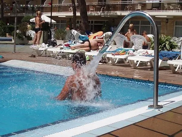 Oasis Park Салоу